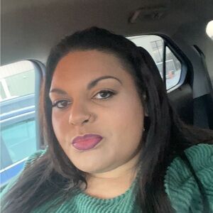 Meet your Posher, Gabriella